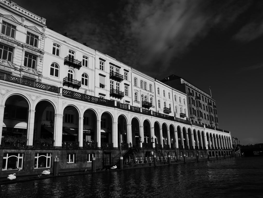 Alsterarkaden Hamburg