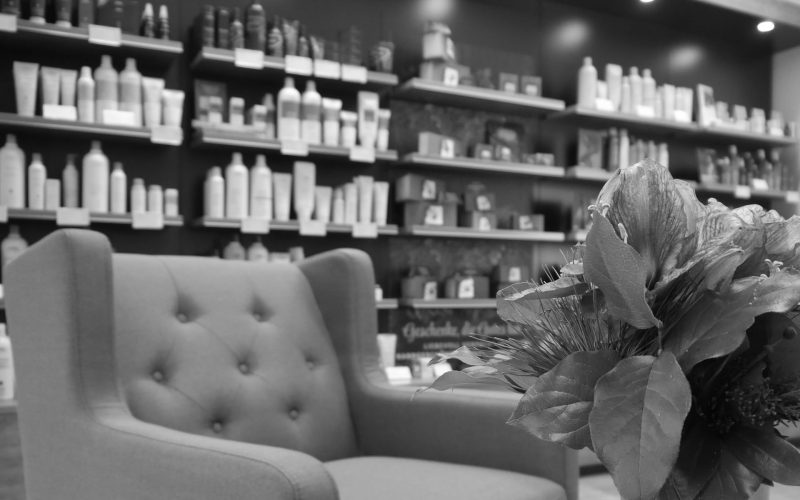 Der Salon Gaby Scheida Atmo 3_sw_Dobberstein