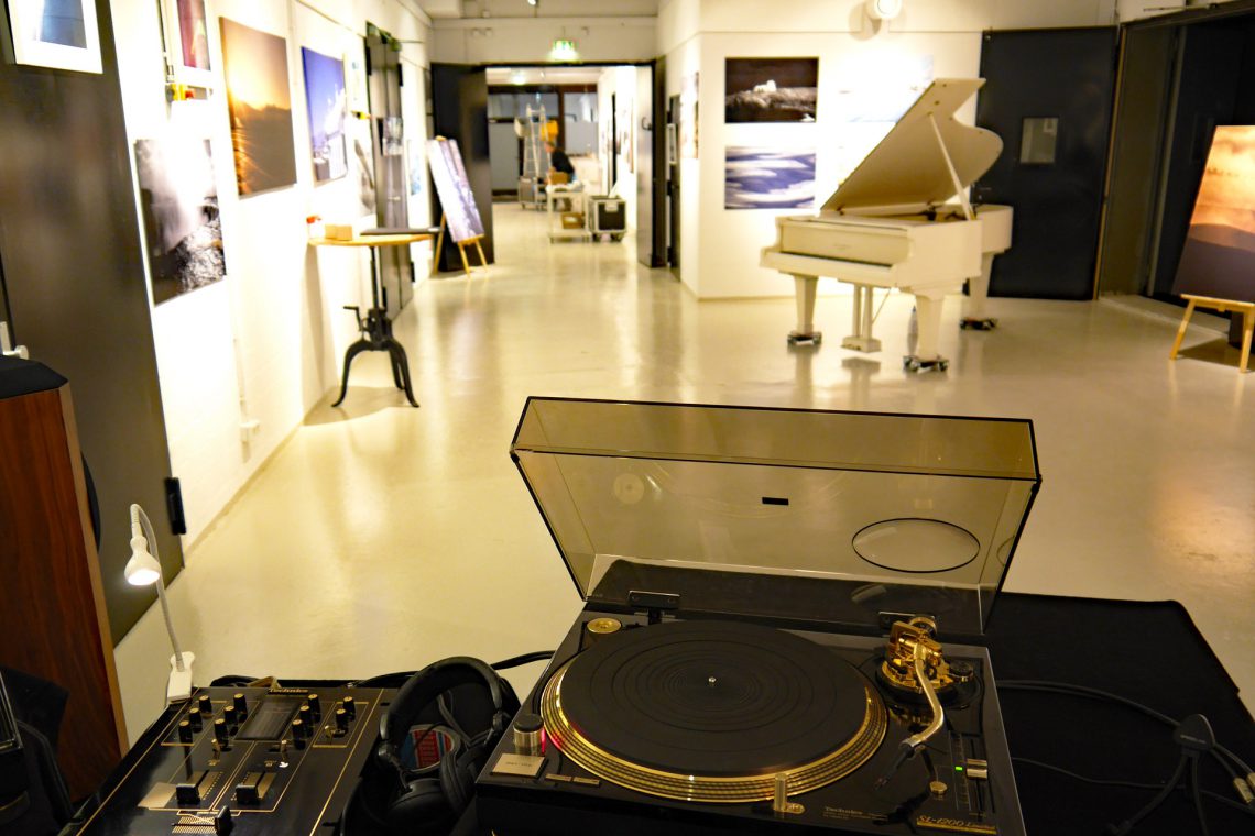 Vernissage und Kurzausstellung bei Syrinx Music & Media, Hamburg